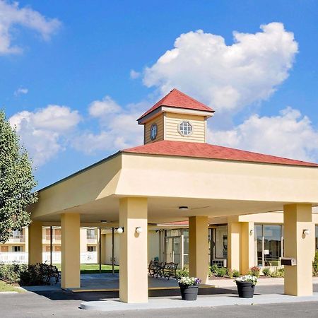 Days Inn By Wyndham Easton Kültér fotó