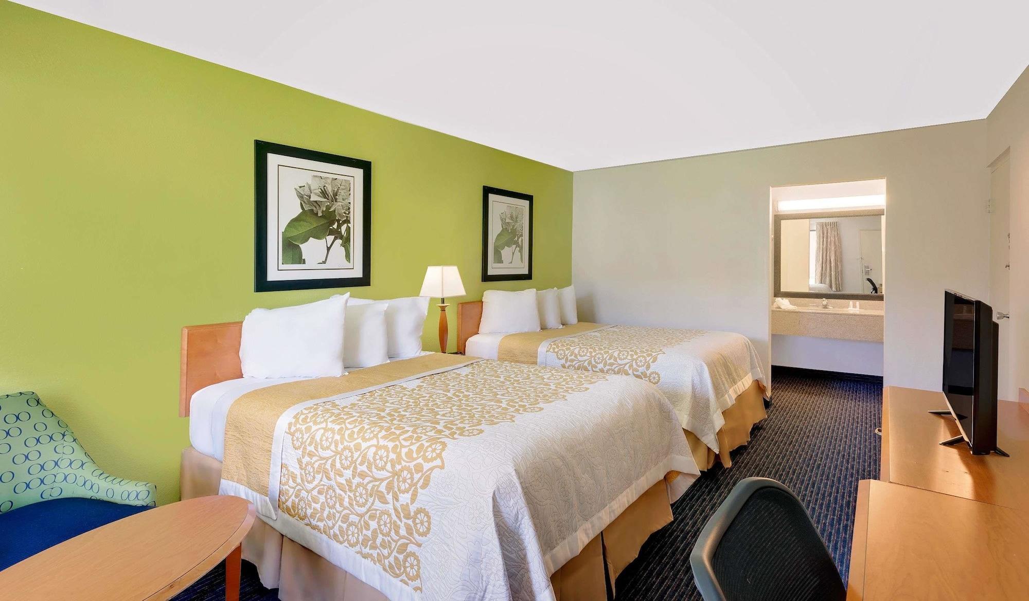Days Inn By Wyndham Easton Kültér fotó