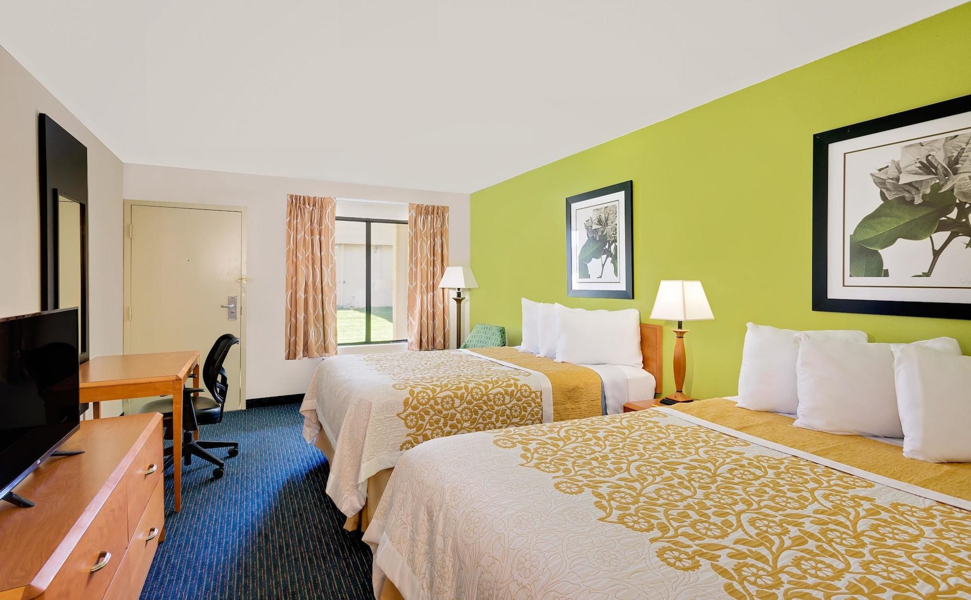 Days Inn By Wyndham Easton Kültér fotó