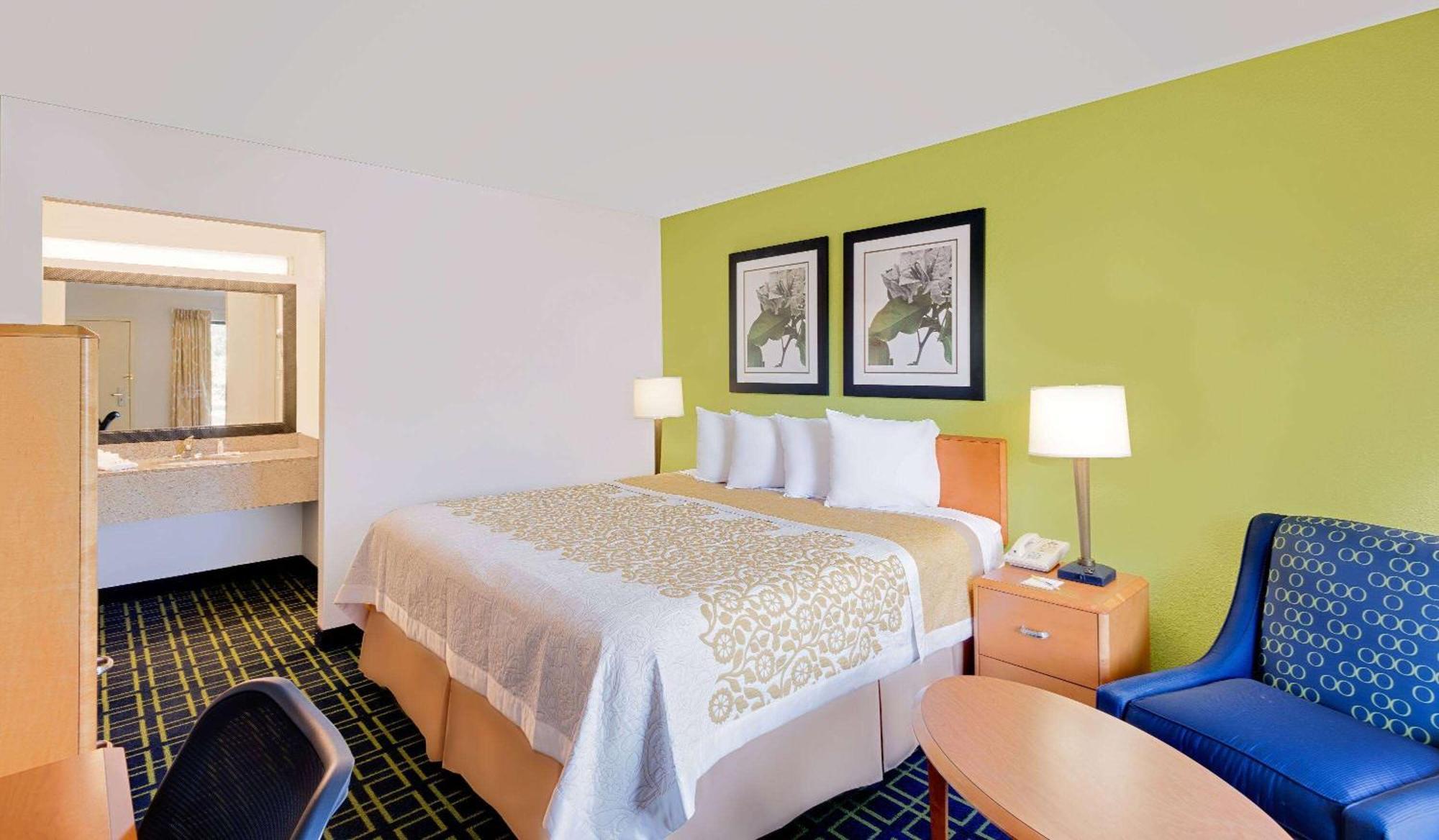 Days Inn By Wyndham Easton Kültér fotó