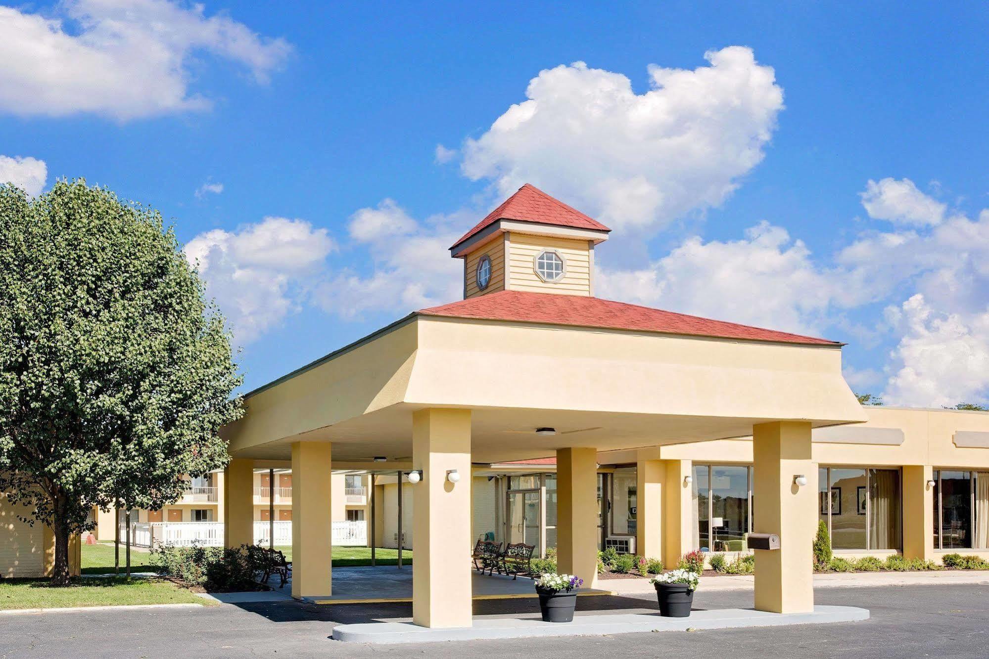 Days Inn By Wyndham Easton Kültér fotó