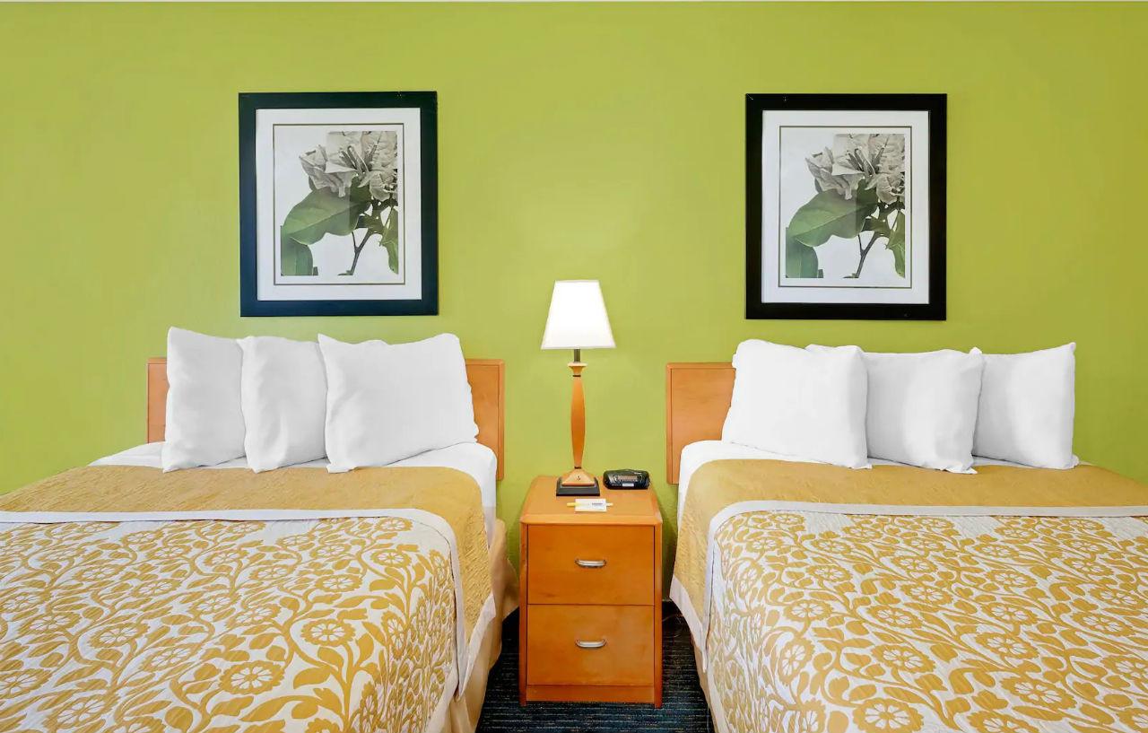 Days Inn By Wyndham Easton Kültér fotó