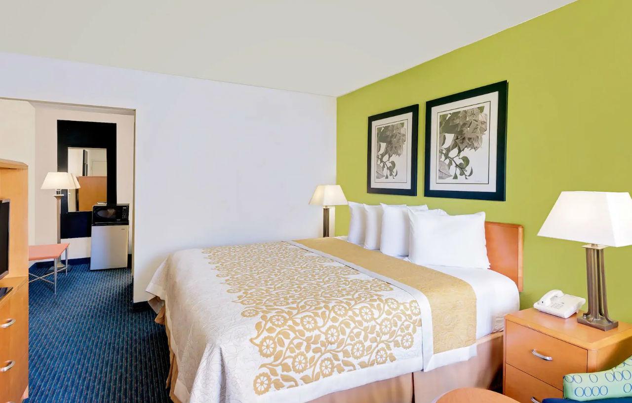Days Inn By Wyndham Easton Kültér fotó